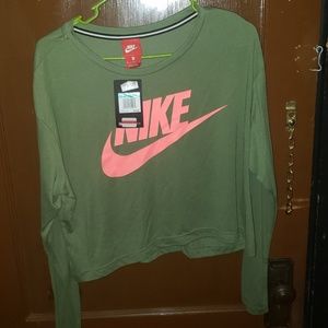Nike cropped top